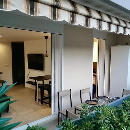 Grand Studio Standing Avec Terrasse Et Parking Sainte-Maxime Dış mekan fotoğraf